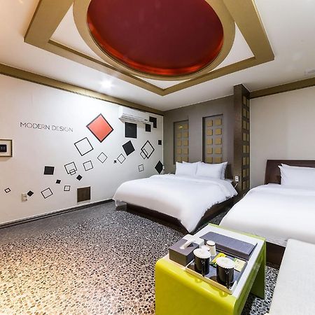 Millennium Hotel Goyang Exterior photo