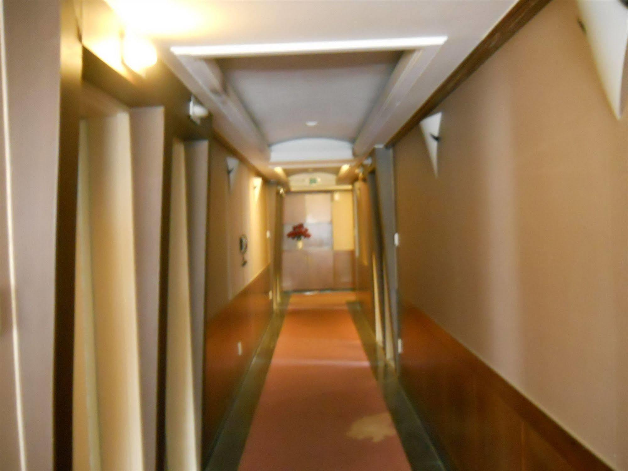 Millennium Hotel Goyang Exterior photo