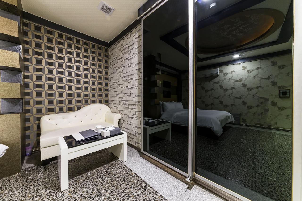 Millennium Hotel Goyang Exterior photo